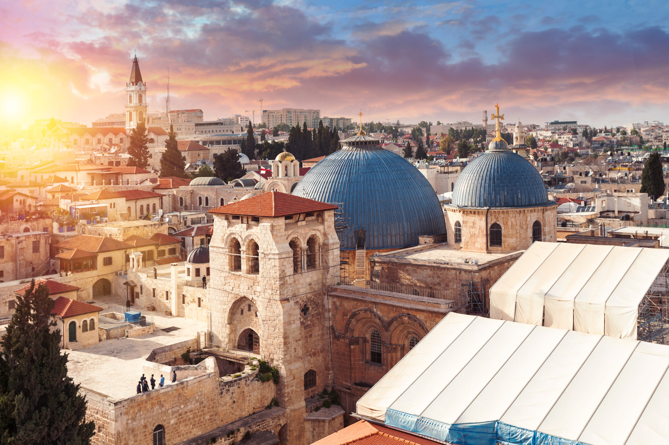 Panoramablick auf die Grabeskirche in Jerusalem