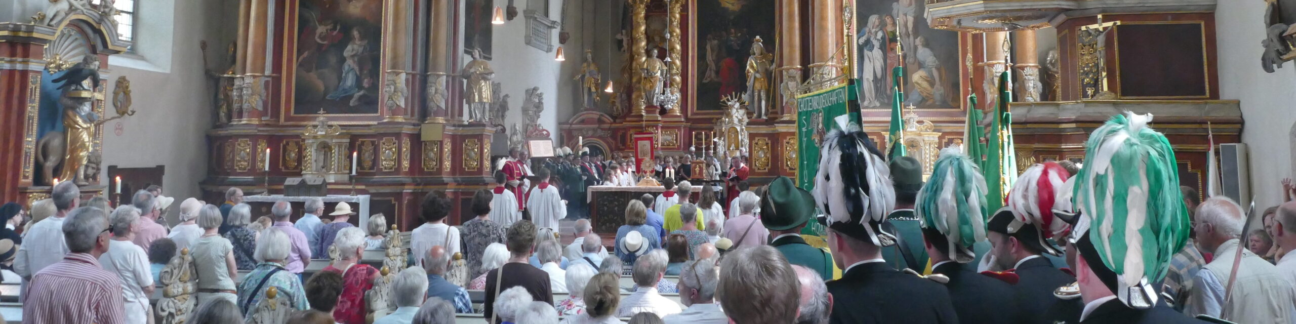 „Es gibt viel zu entdecken, von dem wir noch nichts ahnen“. 600 Gäste bei Vitusfest in Corvey: Diözesanadministrator Dr. Michael Bredeck ermutigt zur synodalen Erneuerung.