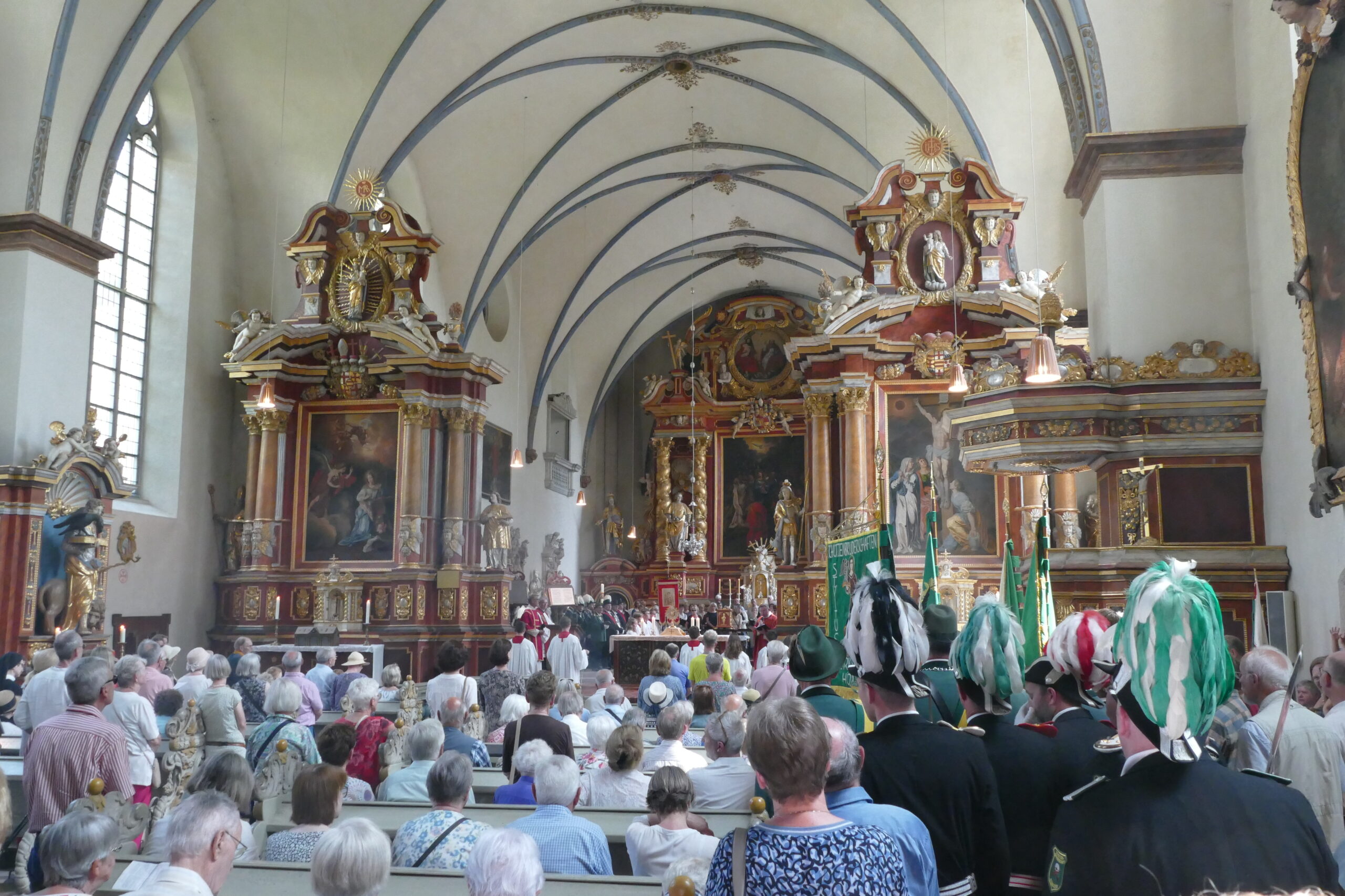 „Es gibt viel zu entdecken, von dem wir noch nichts ahnen“. 600 Gäste bei Vitusfest in Corvey: Diözesanadministrator Dr. Michael Bredeck ermutigt zur synodalen Erneuerung.