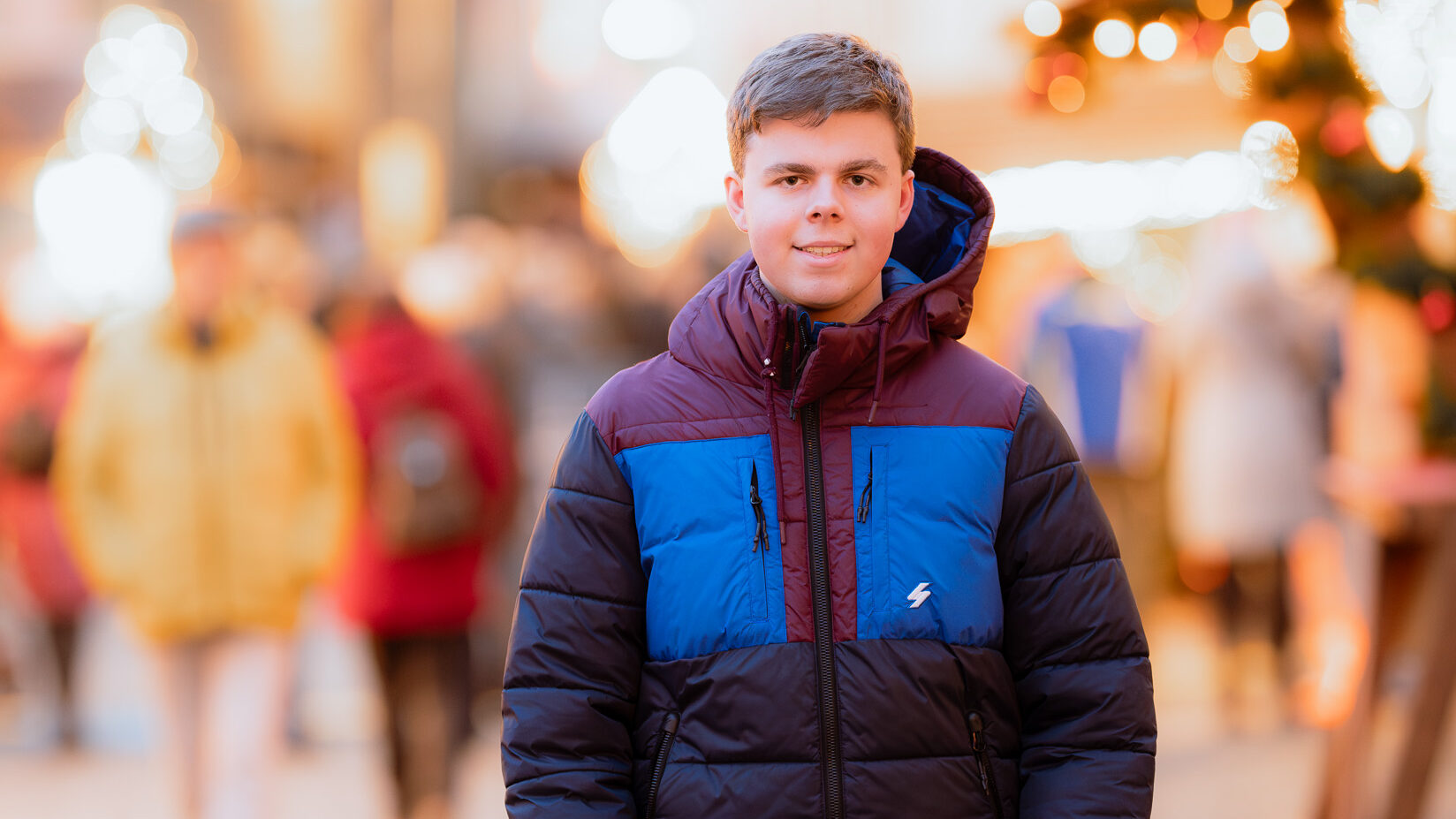 Leon Bußkamp auf dem Soester Weihnachtsmarkt.